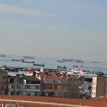 Hotel Red Rose -