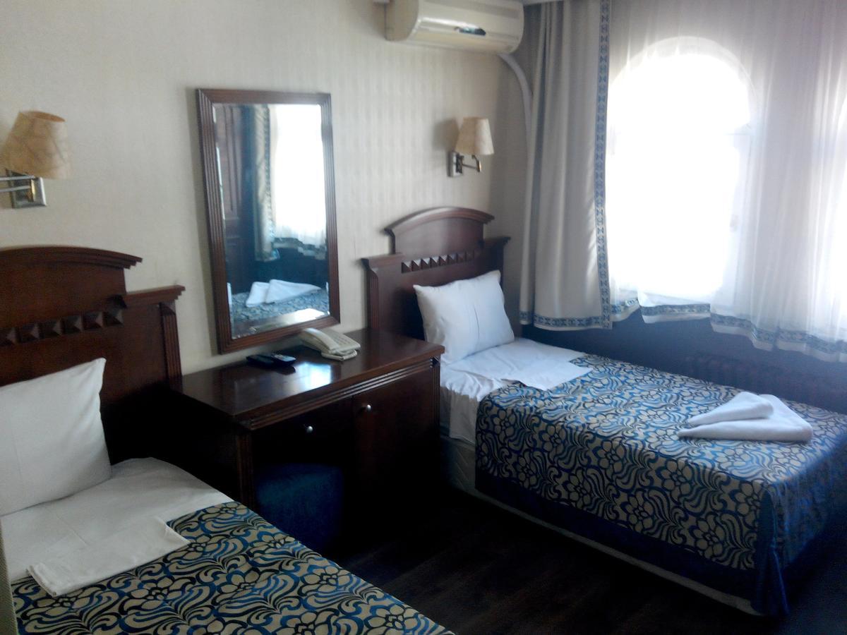 Red Rose - Hotel Istanbul